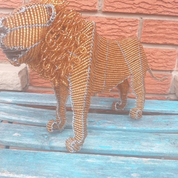 Handcrafted Beaded Lion Sculpture. Beautifully made.Very sturdy quality. - Picture 2 of 6